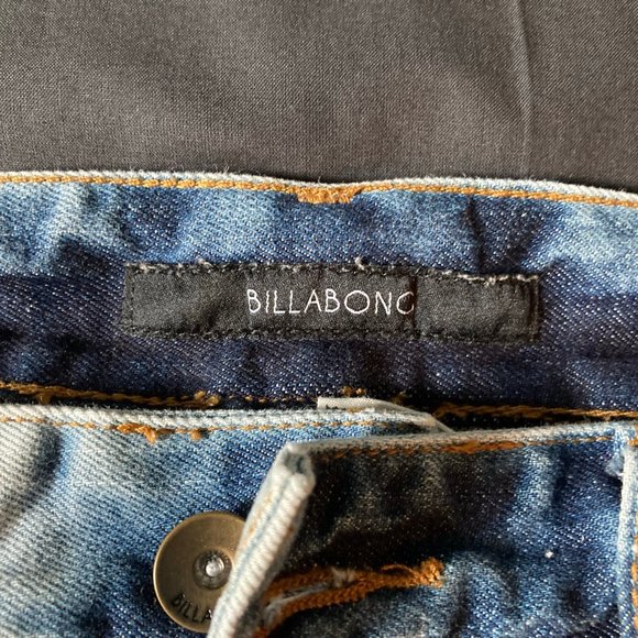 Billabong Laneway embroidered cutoff shorts - Picture 2 of 6